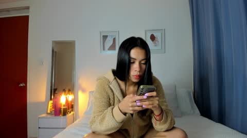 Snapshot of _nathaliesex chatting on February 4, 4:37 am independent model natha online show from February 4, 4:37 am