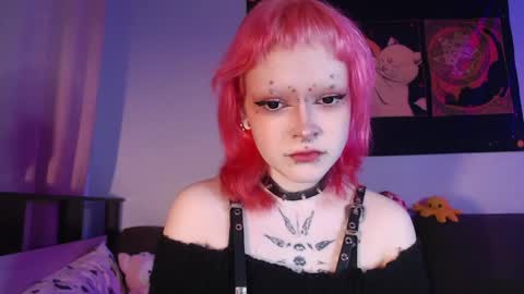 Nicole online show from May 31, 7:48 pm