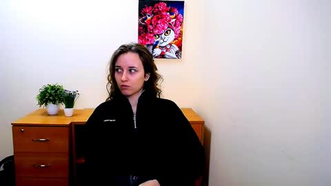 Snapshot of _nicole_new chatting on February 7, 12:28 pm Nica online show from February 7, 12:28 pm