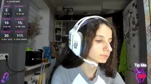 Nika online show from December 17, 9:30 pm