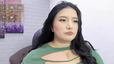   online show from November 9, 12:01 pm