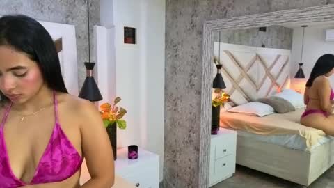 Sara online show from September 15, 8:38 pm