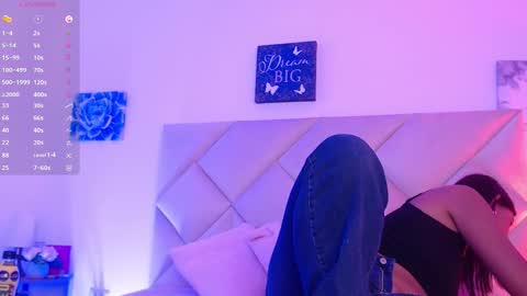 Snapshot of _selene_124 chatting on October 24, 2:46 pm selene online show from October 24, 2:46 pm