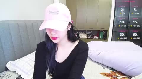 winni online show from February 24, 3:10 am