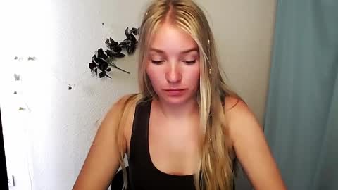 Rachel online show from June 7, 11:39 am