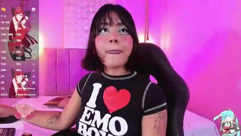 V E N U S online show from January 18, 1:40 pm