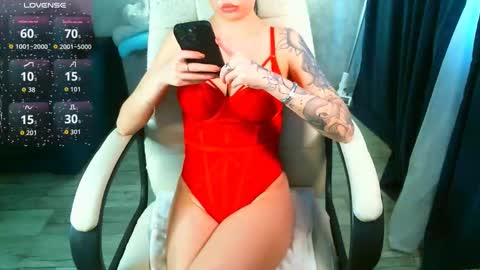 Milana   welcome to my world  online show from February 19, 8:25 am