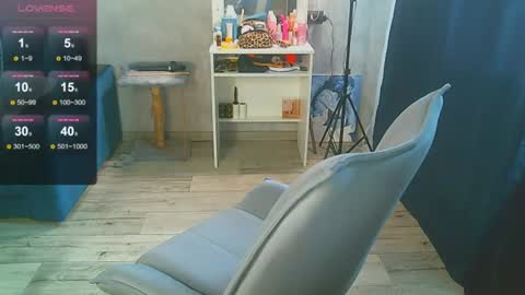 Milana   welcome to my world  online show from June 25, 5:12 am