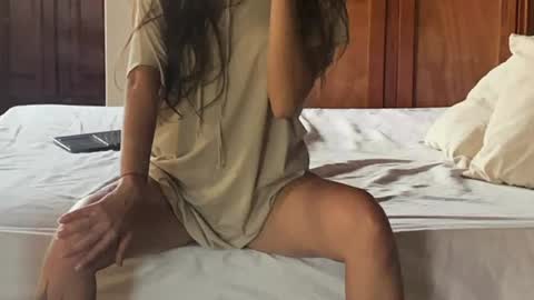 _valentina_69 online show from July 10, 11:37 pm