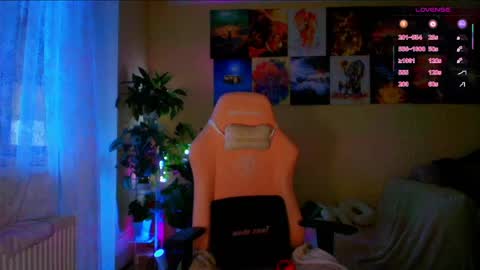 Enni online show from April 10, 6:30 am