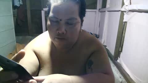 Snapshot of _xxbigboooty chatting on October 27, 8:43 am _xxbigboooty online show from October 27, 8:43 am