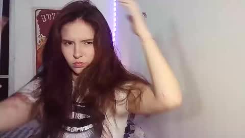 _yourcherrybomb online show from November 6, 2:17 am