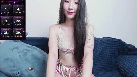 Snapshot of _yuriko chatting on October 14, 5:26 pm Mia online show from October 14, 5:26 pm