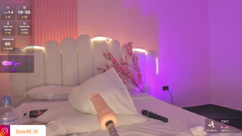  Zoe  online show from November 19, 10:21 pm