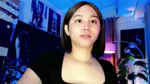 Snapshot of a_r_i_a_n_n_a chatting on October 15, 7:44 am Lovely Yana online show from October 15, 7:44 am