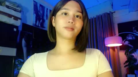 Snapshot of a_r_i_a_n_n_a chatting on September 24, 6:23 am Lovely Yana online show from September 24, 6:23 am