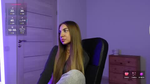 ABBY LAKER online show from September 18, 5:11 pm