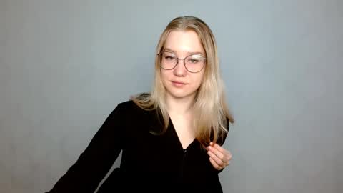 Abby Lovense is active online show from March 3, 8:32 am