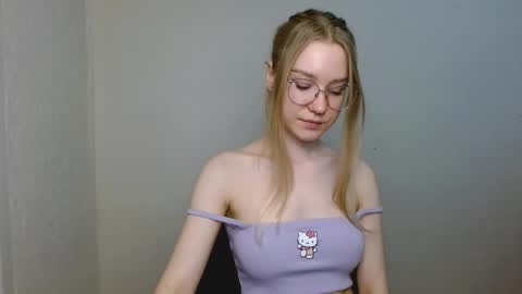 Abby Lovense is active online show from March 4, 4:46 pm