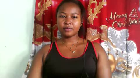 abella677022 online show from May 11, 4:37 pm