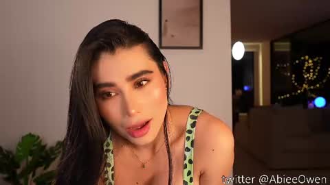 abie_owen online show from July 1, 12:32 am