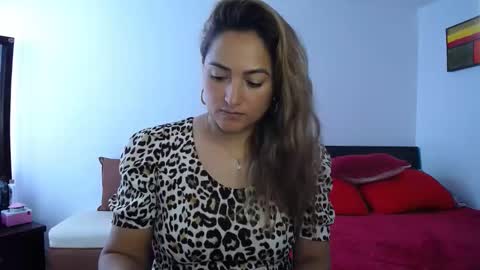 ximena online show from April 10, 2:12 pm