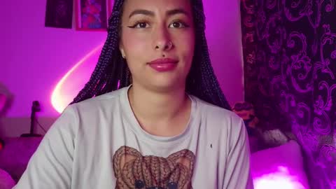Snapshot of abigail_hobbs2 chatting on February 18, 4:49 pm Aby  online show from February 18, 4:49 pm
