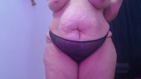 abigail_jhonss online show from April 23, 8:00 pm