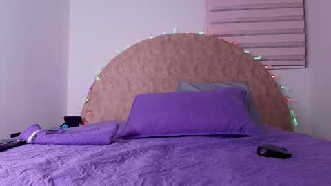 Abigail online show from December 3, 2:58 am