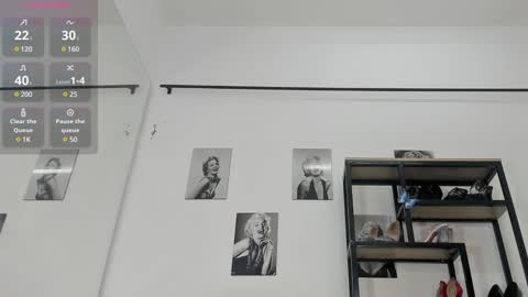 Abril  online show from January 2, 3:58 am