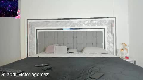 Abril Victoria online show from November 25, 11:49 pm