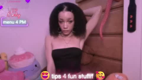 Peach online show from June 18, 3:19 am