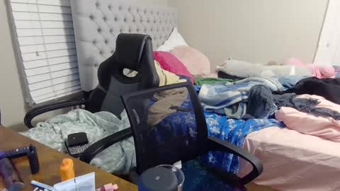 ac1d3athz online show from February 7, 7:18 am