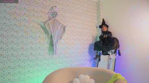 Ada Blue online show from October 31, 3:30 am