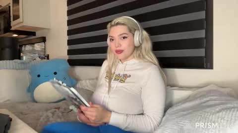 Adaline Star  Busty Beauty online show from February 22, 1:28 am