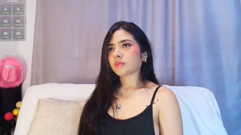  Adara Johnson  online show from December 3, 11:45 am