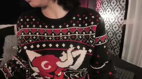 Ade  online show from December 18, 8:02 pm