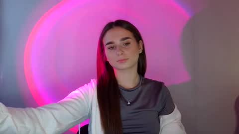 Adele Amore online show from February 25, 2:48 pm