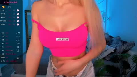 Adele online show from April 9, 6:19 am