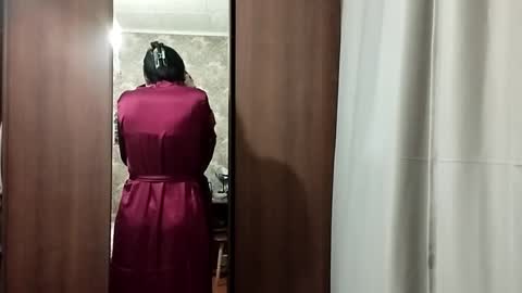 Anna online show from January 14, 4:01 pm