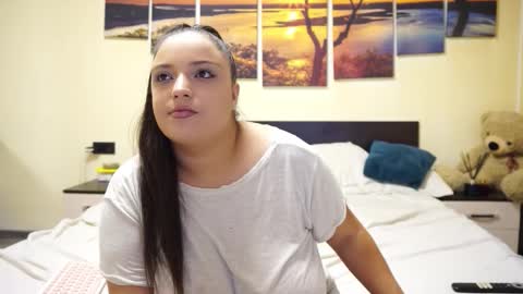 Adellineee online show from October 16, 9:39 pm