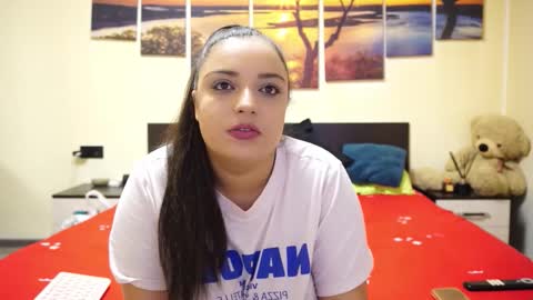 Adellineee online show from November 30, 12:59 am