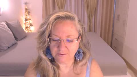 Cryna online show from November 20, 6:58 am