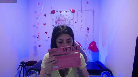 Adri  online show from February 24, 3:21 am