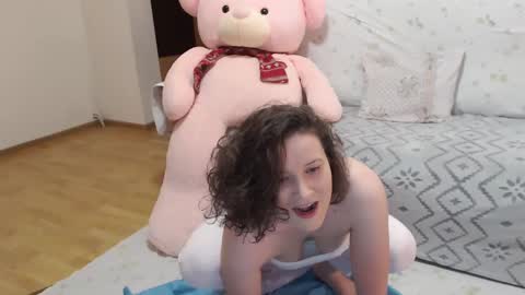 adriana online show from February 6, 1:32 pm