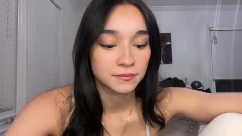 Adrianna  online show from February 18, 4:48 am