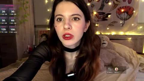 Arielle online show from December 14, 10:54 am