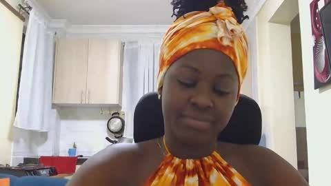 african_sluttygal online show from February 3, 11:07 pm