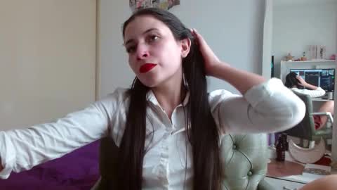 afrodithaa_ online show from March 18, 6:02 pm