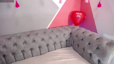 Agata grubisic  online show from February 28, 7:14 pm